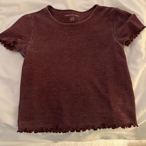 American eagle maroon top